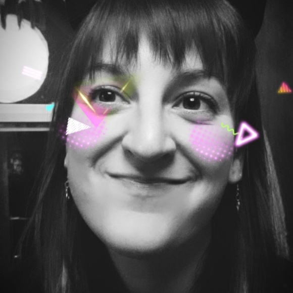 Meet your Posher, Jen - Picture 1 of 1